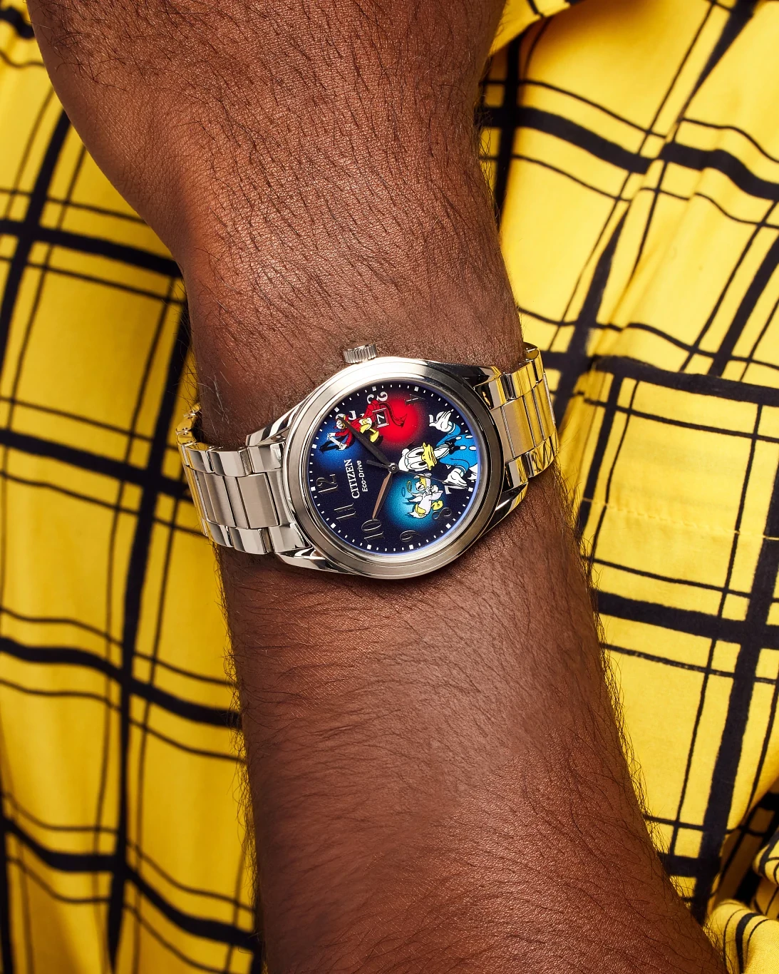 Feisty Donald Duck 90th Anniversary Blue Dial Stainless Steel